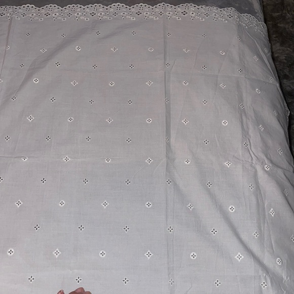 Louis Vuitton white linen table, cover, pristine condition - Picture 1 of 9